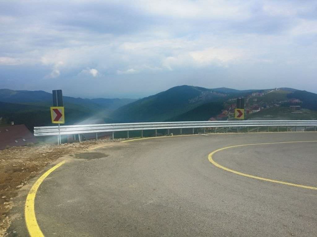 ca în vestul sălbatic - hoții au furat plăcuțele reflectorizante de pe transalpina