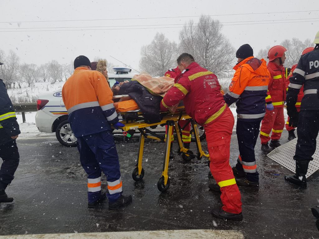 accidente de crăciun - nouă oameni au murit și alte zeci au fost rănite