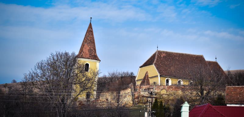 unul dintre cele mai frumoase proiecte locale ale județului împlinește un an - cavalerii turnului înclinat din ruși