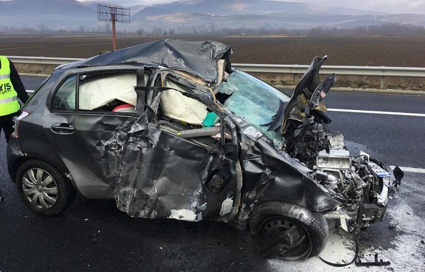 foto accident pe autostrada sibiu - deva. o mașină a luat foc