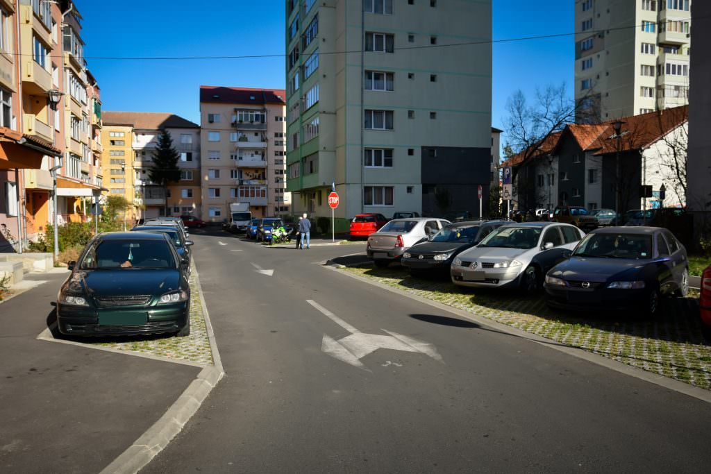 bilanț primăria sibiu 2018: cinci zone din cartierele de blocuri modernizate și alte două în lucru. lucrări și reparații ample pe 45 de străzi