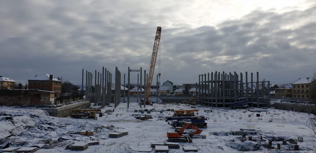 video foto stadiul lucrărilor la primul mall din sibiu. știm când va fi gata