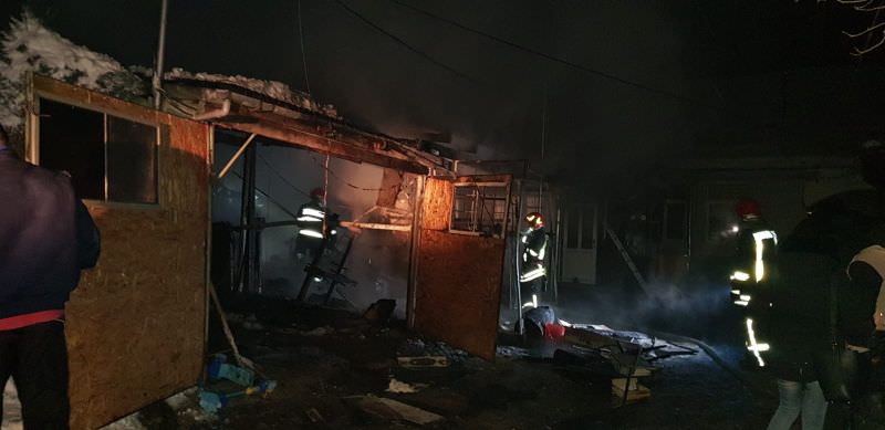 foto - incendiu puternic noaptea trecută la cisnădie