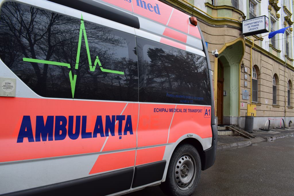 avalanşă de telefoane la ambulanţă de frica gripei - sute de apeluri la sibiu