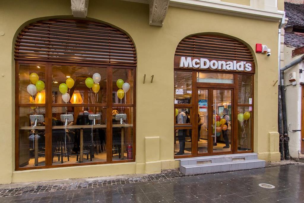 foto mcdonald’s a deschis restaurantul de pe nicolae bălcescu la sibiu