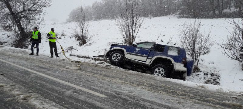 FOTO VIDEO - Accident cu un rănit la Nocrich. A lovit un cap de pod