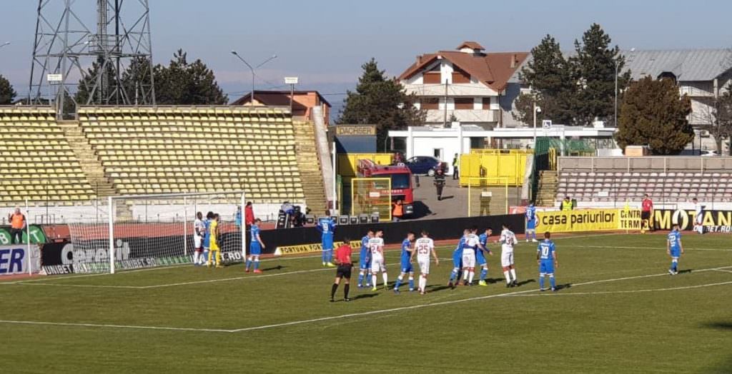 VIDEO - FC Hermannstadt capotează cu Craiova la Pitești. Sibiul a jucat bine