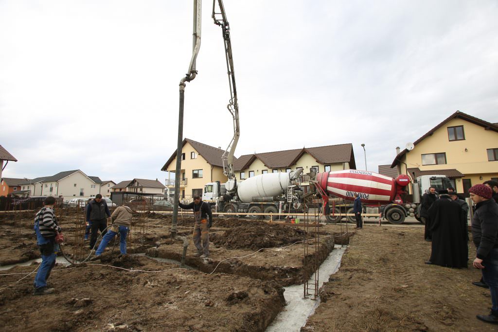 foto se construiește o grădiniță în cartierul arhitecților - nu e făcută de primărie