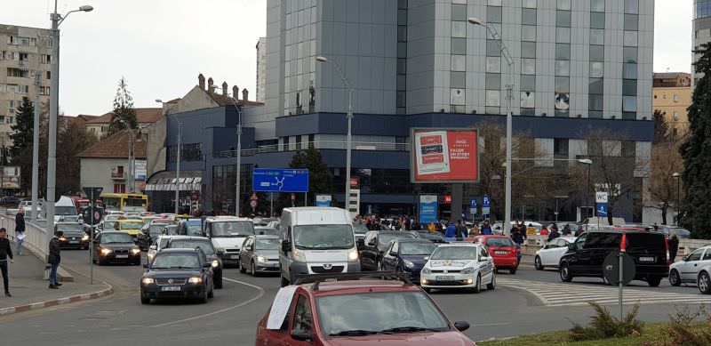 poliția explică de ce au fost duși la secție și amendați șoferii de la protestul #sîeu din sibiu