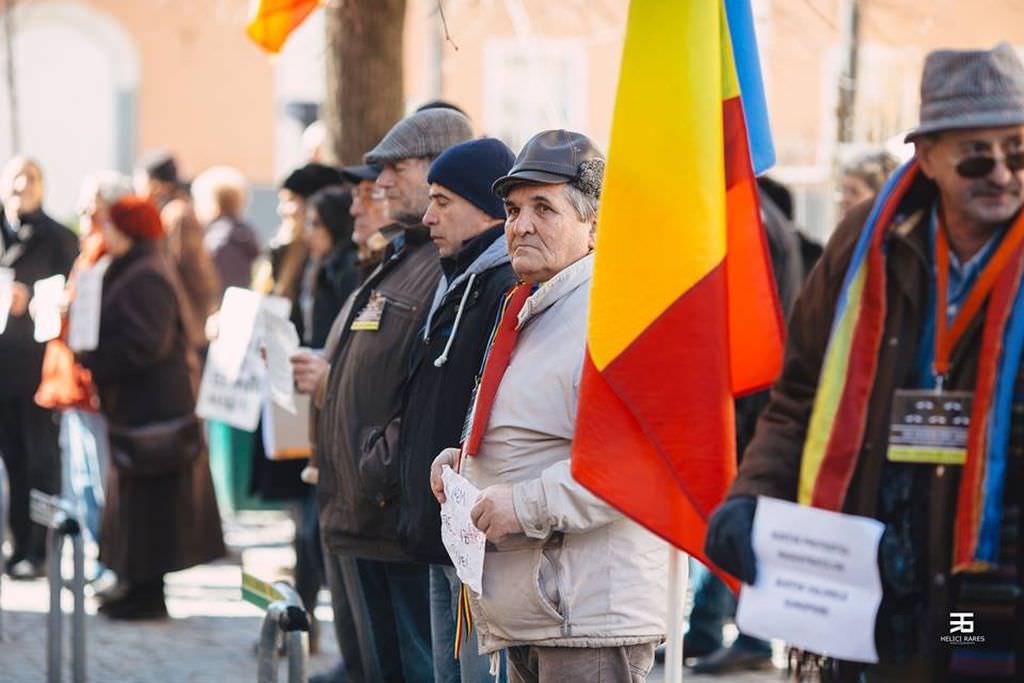 protestul național #șîeu - sibienii îndemnați să oprească lucrul vineri pentru 15 minute