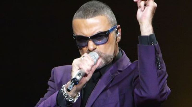 colecția de artă a lui george michael vândută pentru o sumă amețitoare