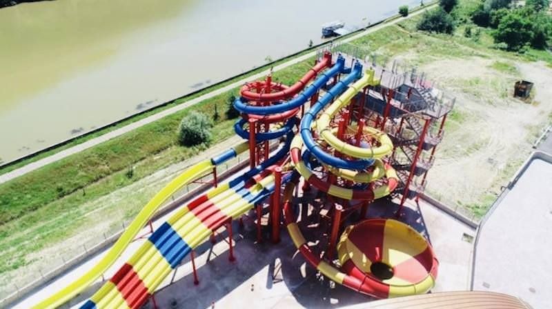 foto - se deschide aqua park-ul de cinci milioane de euro - este la 80 de kilometri de sibiu