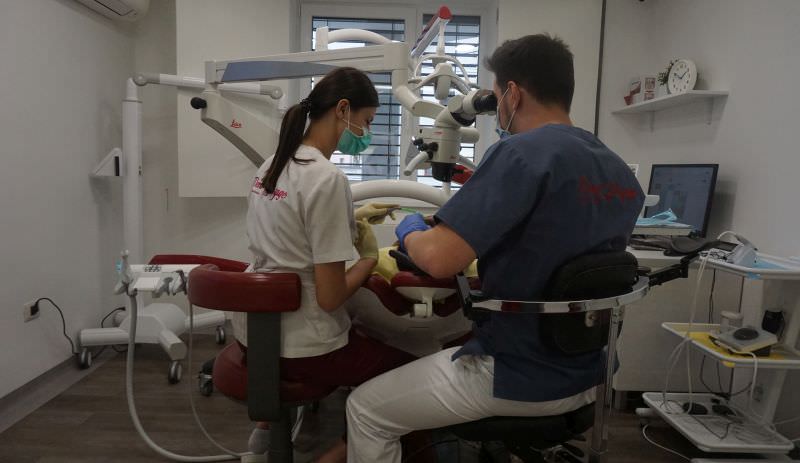 endodontul, o ”specie rară” printre stomatologi, dar eficientă - este prezentă la dentvisage