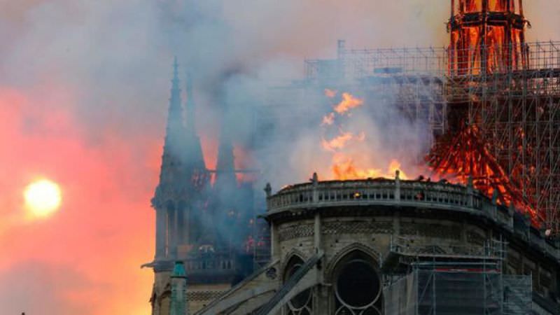 marii lideri ai lumii, mesaje emoționante după incendiul de la notre dame