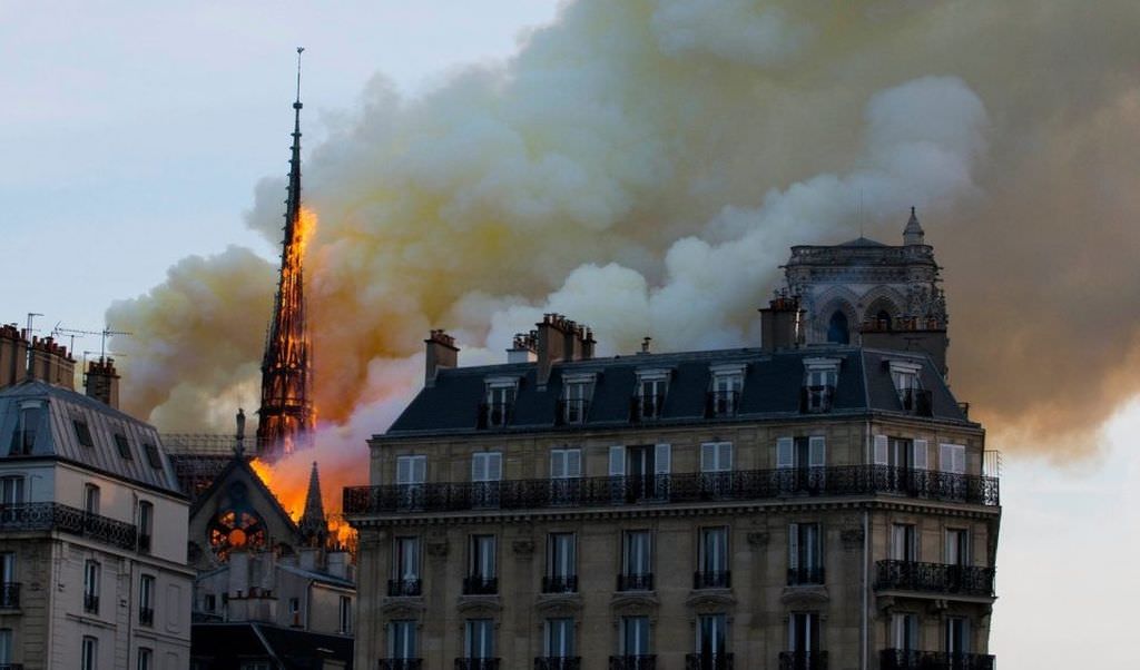 o campanie din românia donează un milion de euro pentru catedrala notre dame