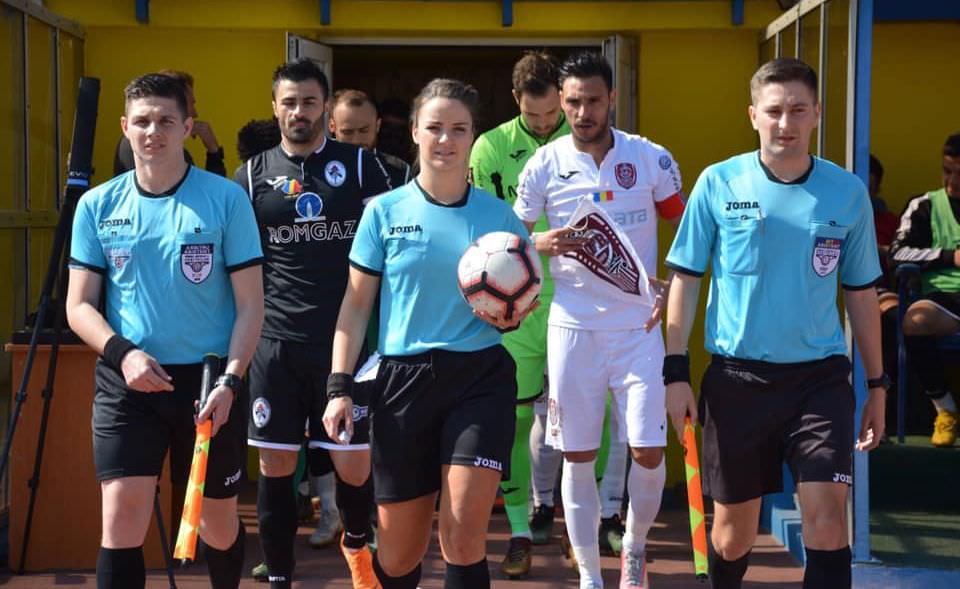 sibianca roxana timiș nu este sigură că va fi validată ca arbitru fifa. știm când se dă decizia