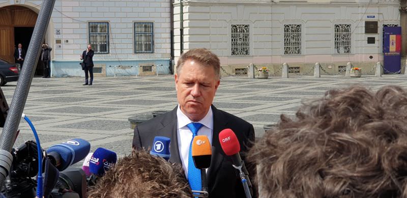 klaus iohannis: „voi participa la mitingurile pnl ca să fac cunoscut referendumul”