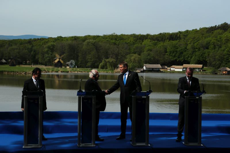 Angela Merkel impresionată de Muzeul în Aer Liber din Sibiu - ”Wow”