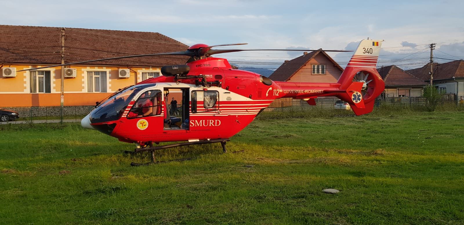 VIDEO FOTO Bărbat dus la spital cu elicopterul după ce a căzut de pe ATV la Cârțișoara