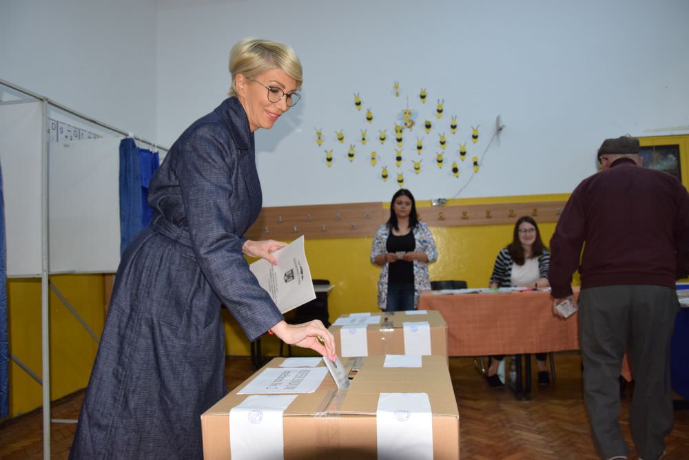 foto raluca turcan: am votat pentru o românie europeană