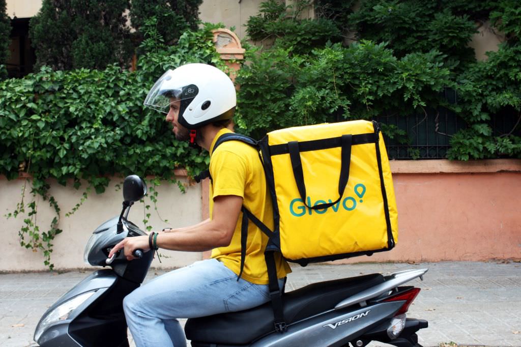 glovo ajunge la sibiu - poți comanda orice printr-o aplicație