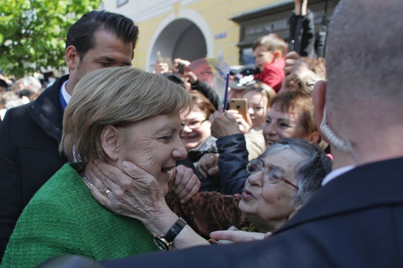 angela merkel a primit la summit-ul de la sibiu, oferte pentru un post de rang înalt