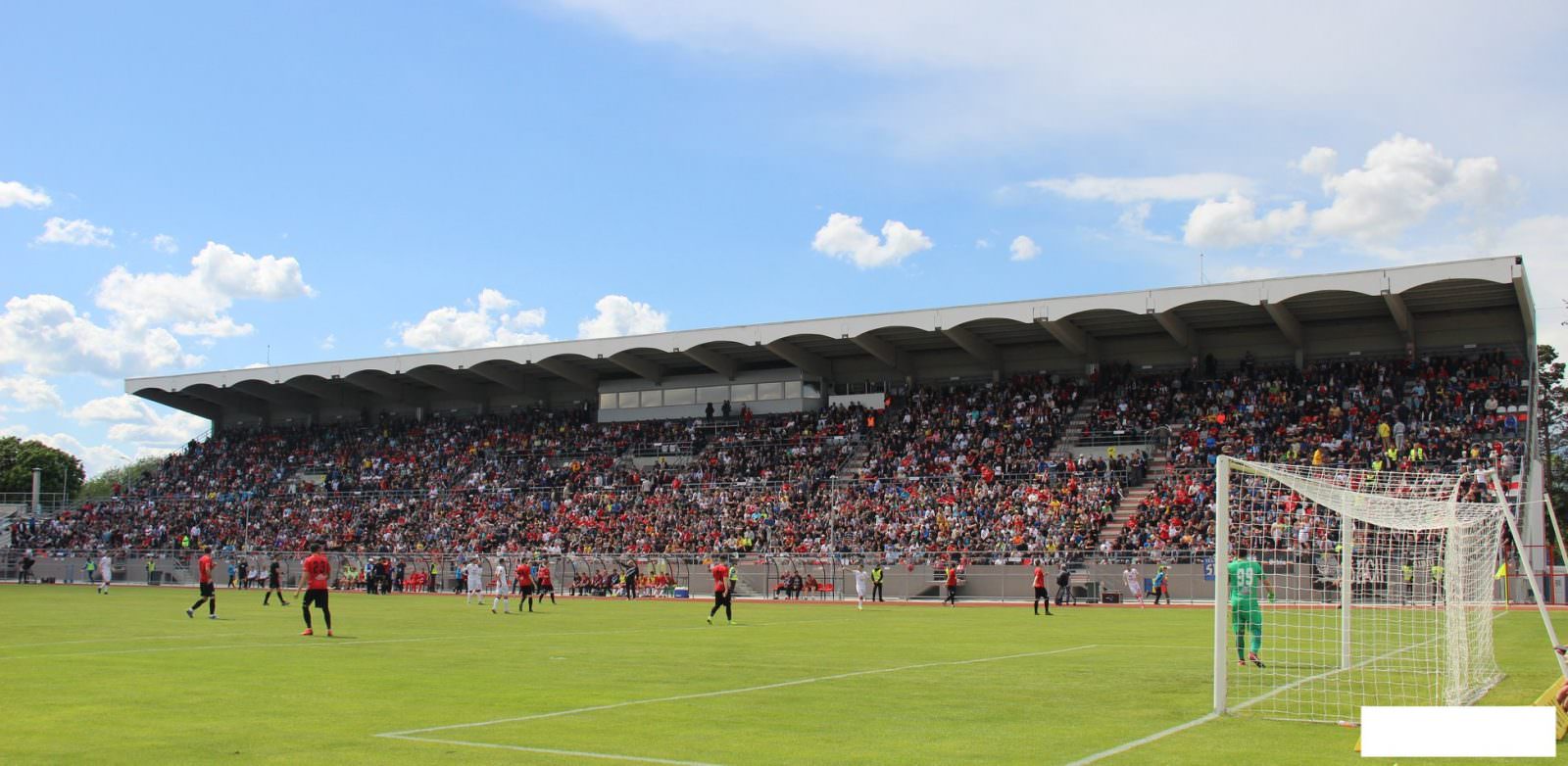 Modernizarea terenului de joc de pe stadionul Municipal – Două luni de lucrări capitale