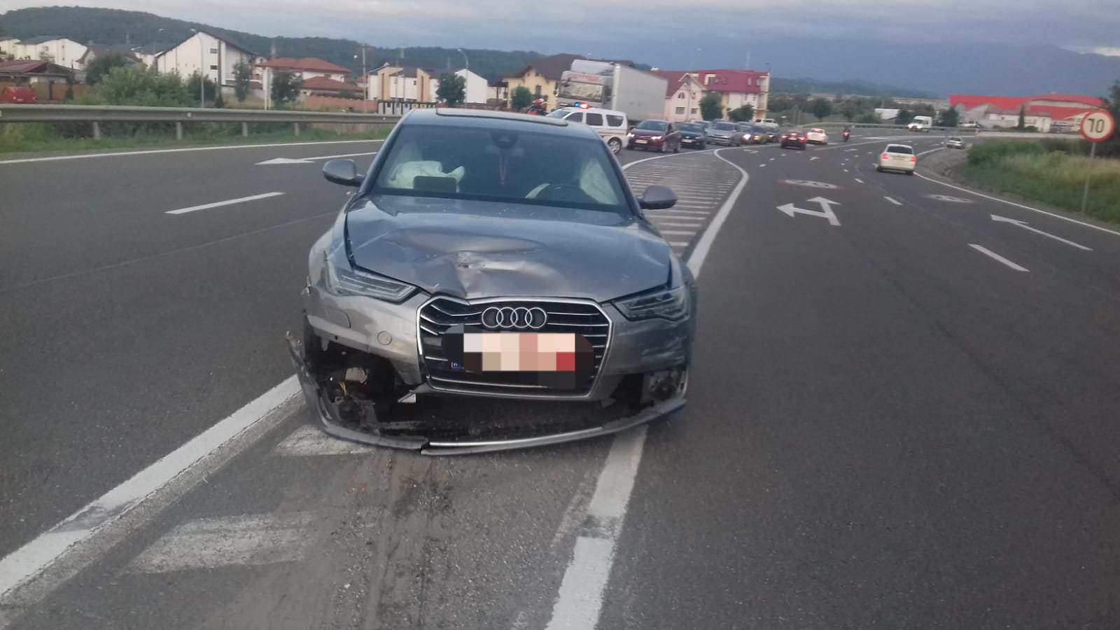 foto - accident pe dn1 între veștem și sibiu - o femeie rănită