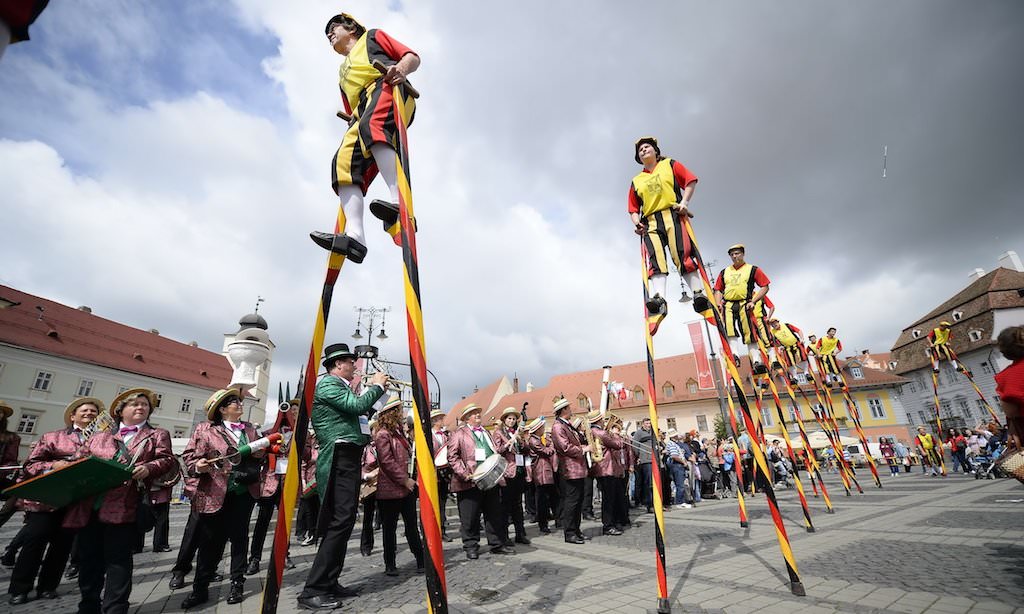 weekend cu evenimente de top - începe festivalul internațional de teatru de la sibiu