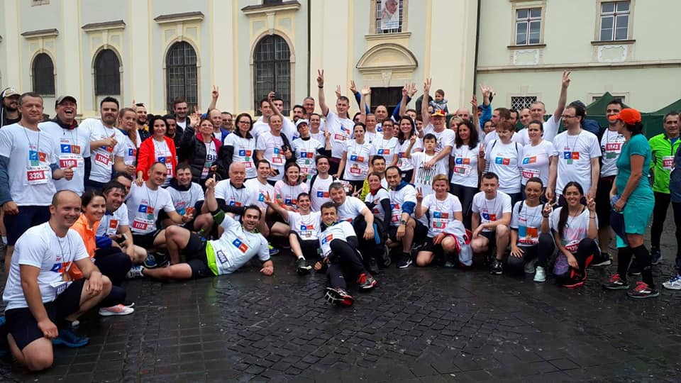 foto barna şi cioloş au alergat la maratonul sibiu pentru palatul copiilor și refacerea unui refugiu montan