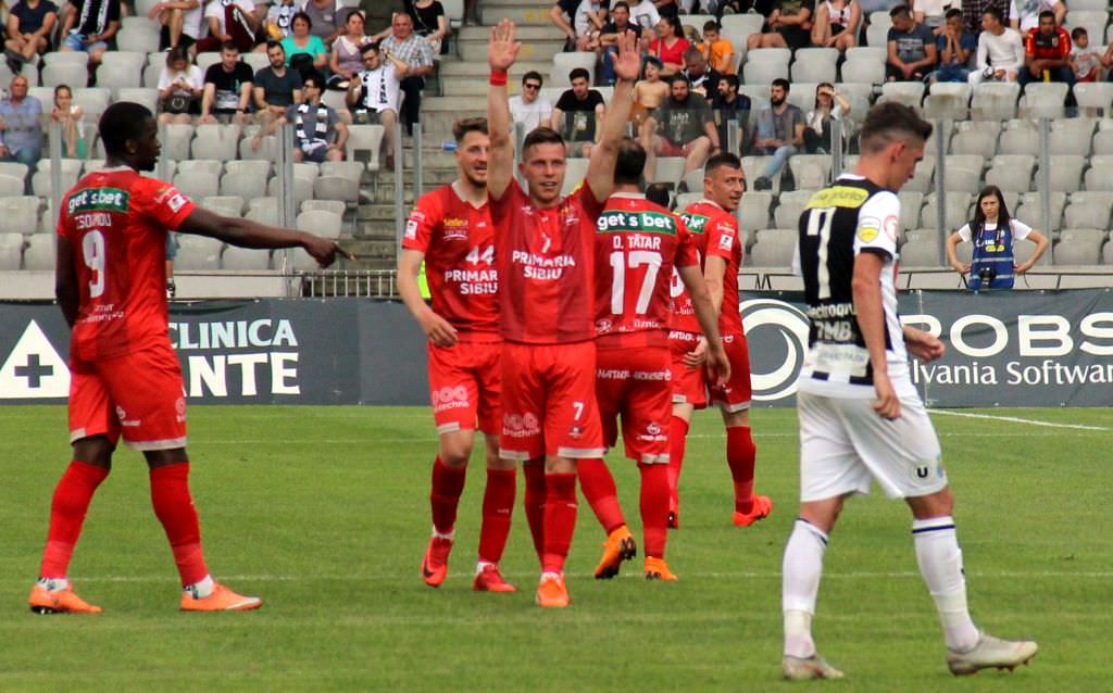 FOTO VIDEO Baraj U Cluj - FC Hermannstadt. Petrescu și Tsoumou aduc victoria Sibiului!