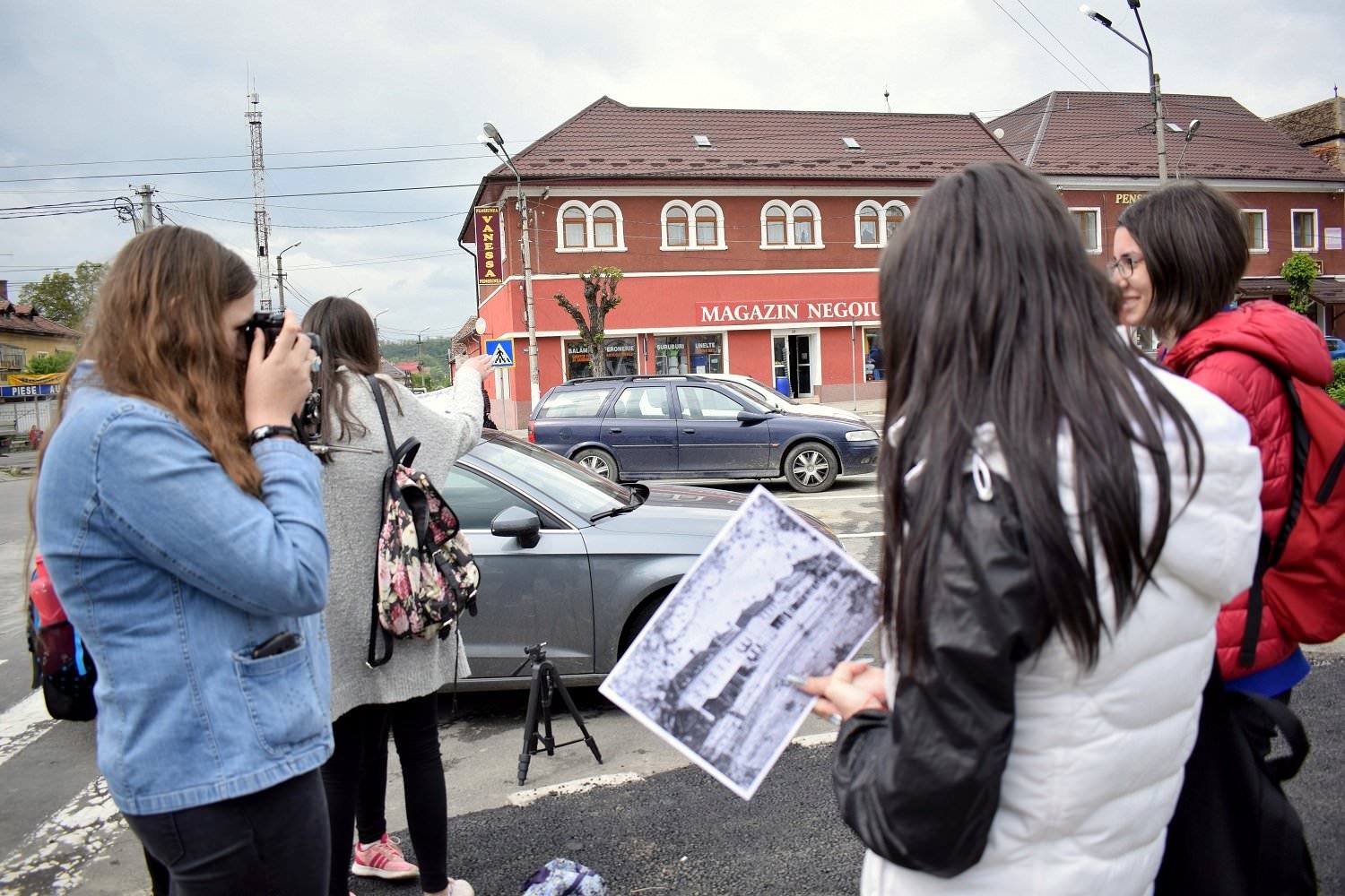 foto camera obscură – ateliere gratuite pentru adolescenți despre fotografie