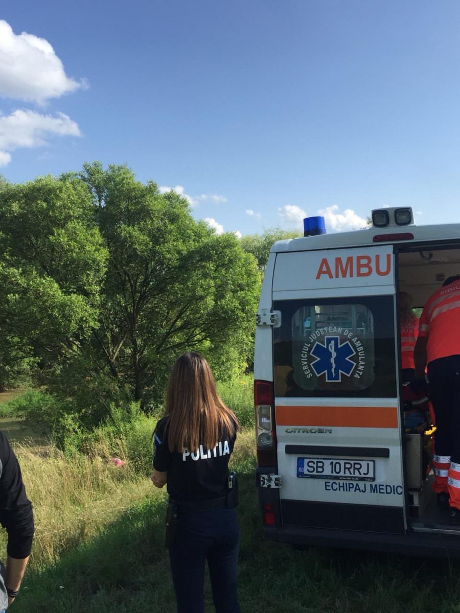 update foto fetiță găsită înecată în râu - medicii au resuscitat-o în zadar