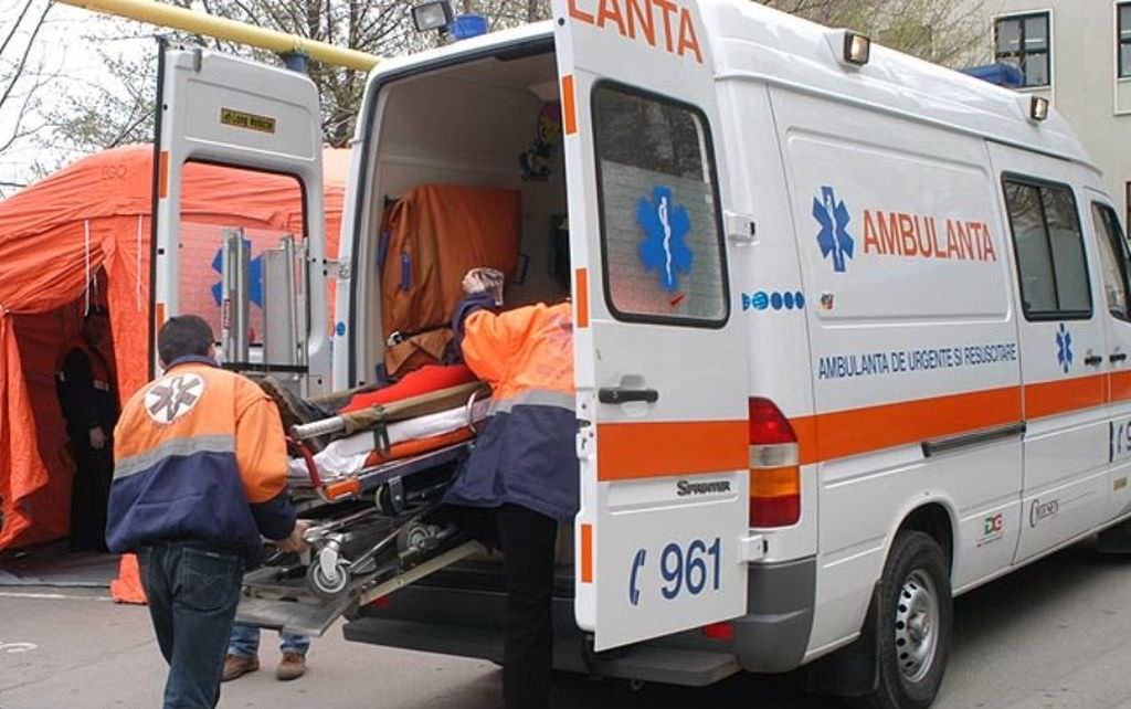 accident rutier pe dn1 la cârţa - un bărbat a fost transportat la spital