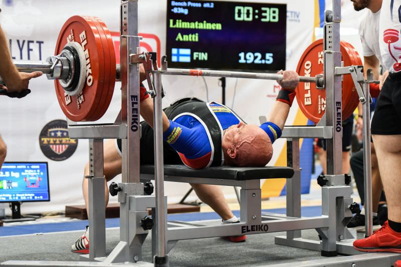 Șapte recorduri mondiale doborâte la Sibiu la Campionatul European de Powerlifting