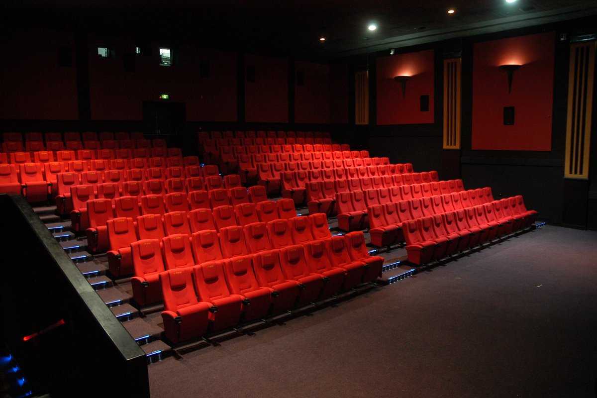 încă o încercare - cineplexx romania anunță deschiderea primului multiplex cinema din sibiu