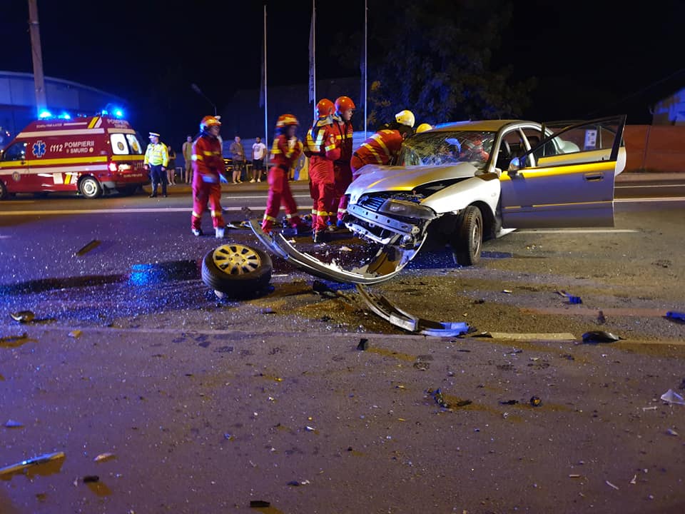 update foto accident pe șoseaua alba iulia - persoană încarcerată