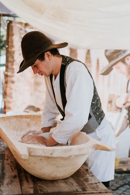 Atelier gastronomic de brutărie la Muzeul în aer liber