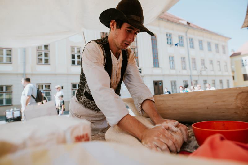 atelier gastronomic de brutărie la muzeul în aer liber