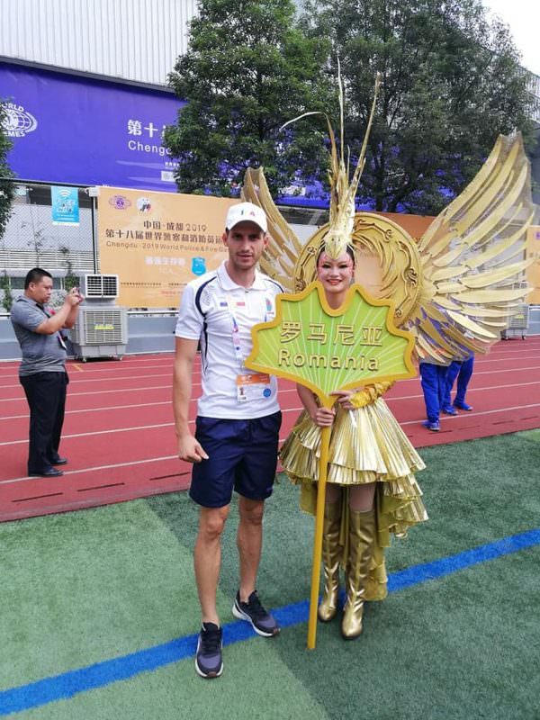 FOTO Pompierul care a pus Sibiul pe harta lumii - A participat la un concurs în China