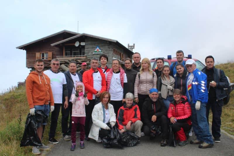 foto acțiuni de curățenie la bâlea lac – și tu poți participa