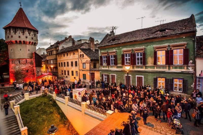 update - vinurile rafinate îți dau întâlnire la vinfest – pe cea mai frumoasă stradă din sibiu