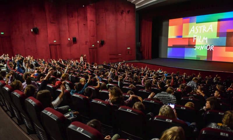 astra film junior: o călătorie cinematografică magică pentru copii și adolescenți din sibiu