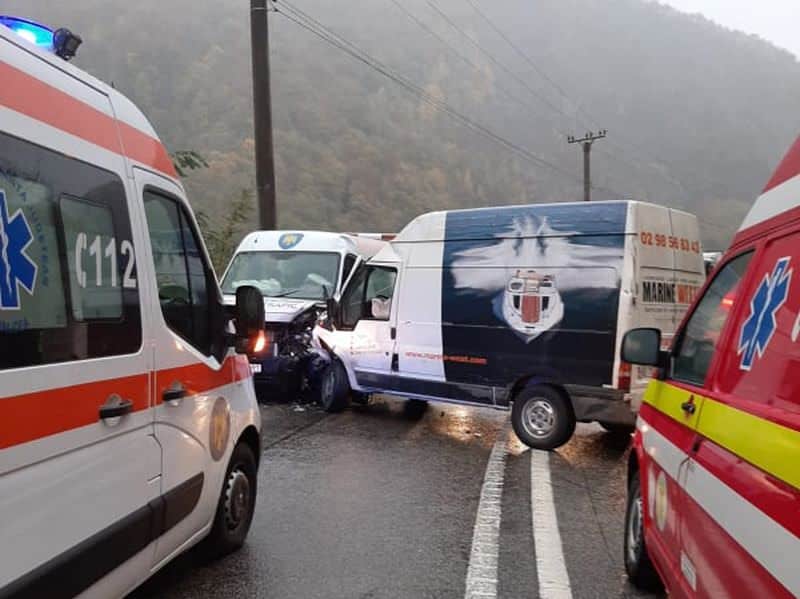 accident pe valea oltului - trafic îngreunat la cârligu mic