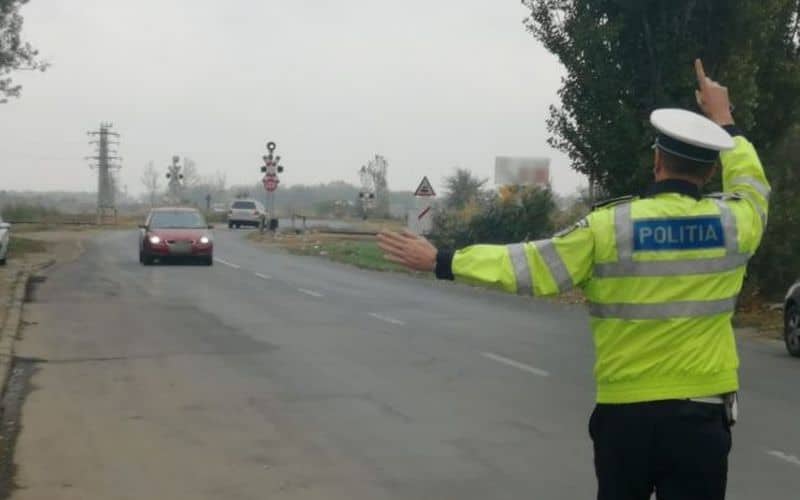 „Pândă” la trecerile de cale ferată din Sibiu - Poliția a dat amenzi usturătoare