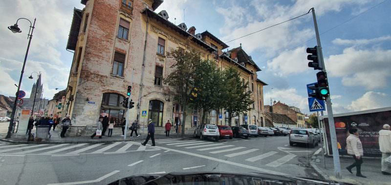 foto semafoare noi cu buton la sibiu – pe ce străzi au fost amplasate