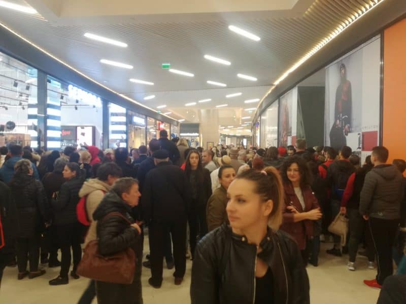 update video foto s-a deschis promenada sibiu - mall-ul luat cu asalt de sibieni