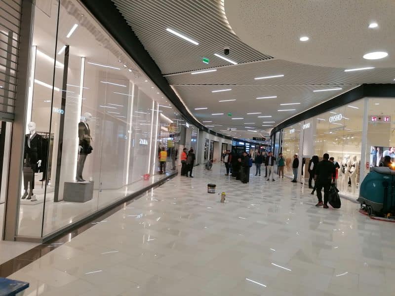 VIDEO FOTO Cum arată primul mall din oraș - Promenada Sibiu se deschide la ora 10