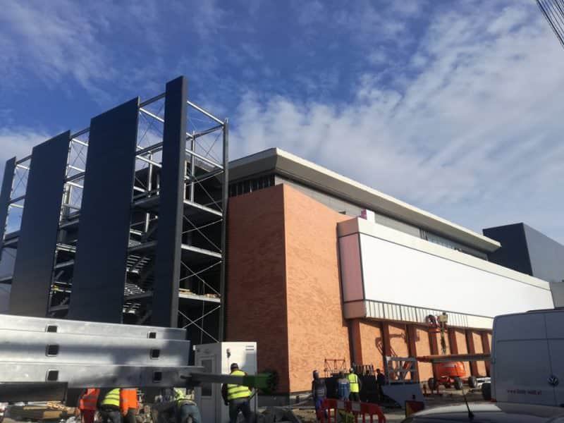 video foto cum arată primul mall din sibiu cu două zile înainte de deschidere