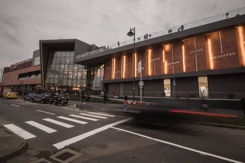 foto deschiderea promenada sibiu în imagini - patru zile de distracție la primul mall din oraș